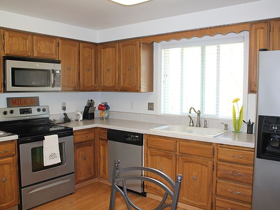 STAINLESS STEEL APPLIANCES