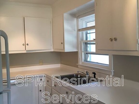 3rd image of 5218 Wrightsville Ave
