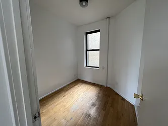 Rented by CITY SKYLINE REALTY INC