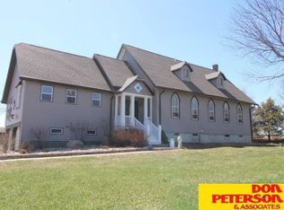 54876 895th Rd, Crofton, NE 68730