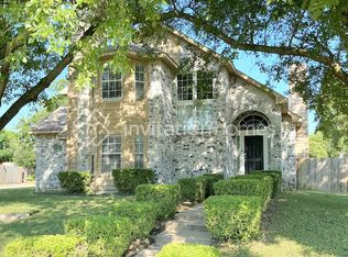 9218 Oak Hollow Dr, Rowlett, TX 75089