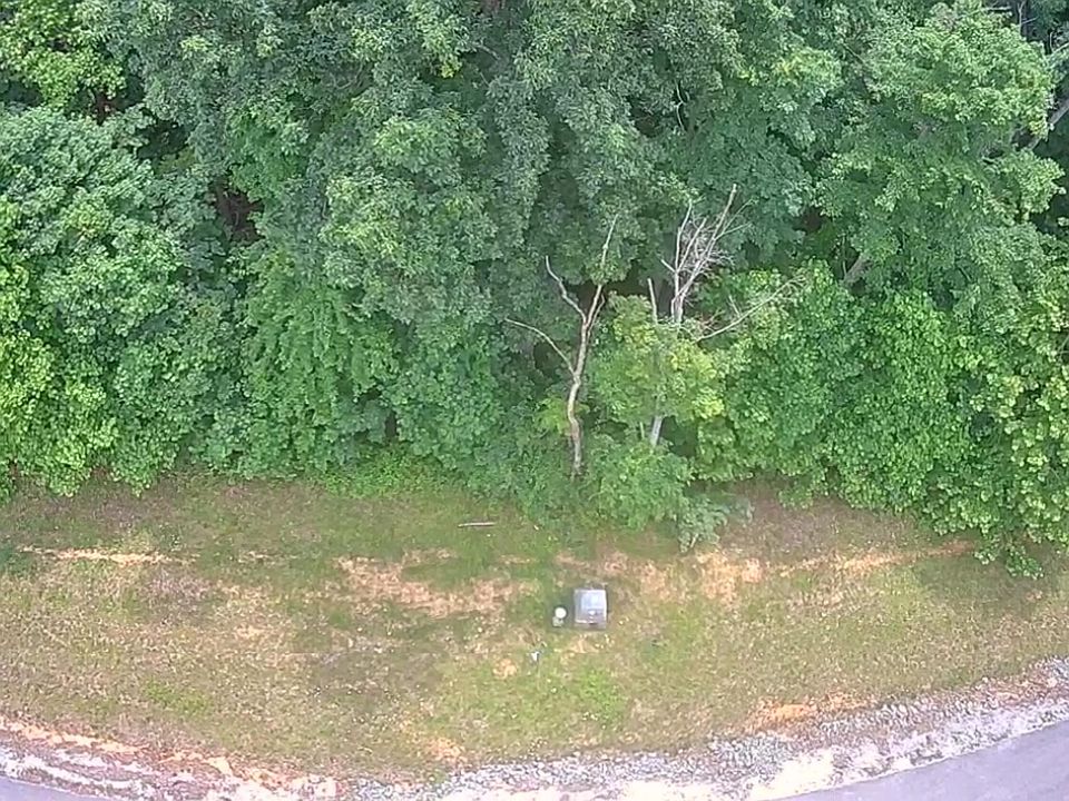 1st image of 560 Summer Cir