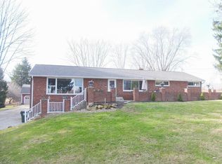 2517 Ravenna Ave NE, East Canton, OH 44730