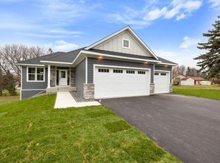 2850 60th Ct E, Inver Grove Heights, MN 55076