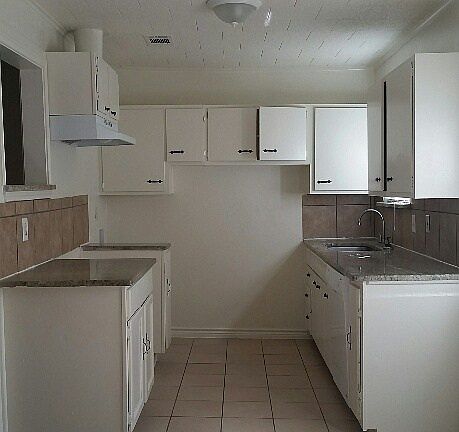 4th image of 4753 Salem Dr