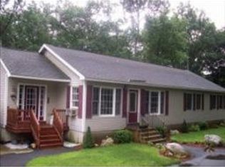 425 4th Range Rd, Pembroke, NH 03275