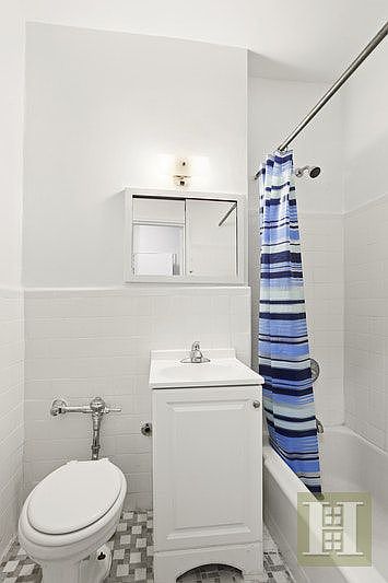 2nd image of 406 E 63rd St APT 4A