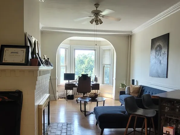 16 Westminster St #1F, Hyde Park, MA 02136