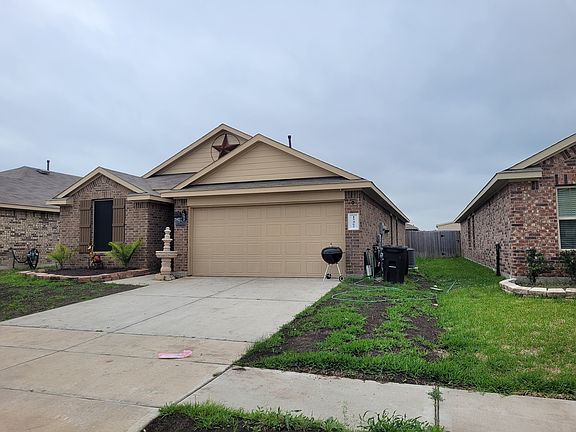 3rd image of 15462 Sicomoro Viejo St