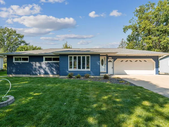 1107 Ridgemont Rd, Waterloo, IA 50701