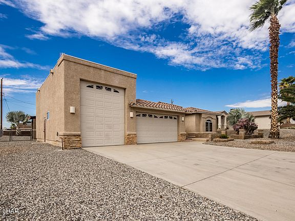 2nd image of 3411 Saddleback Dr