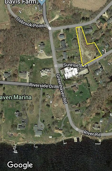 2nd image of 569 Greenhaven Rd