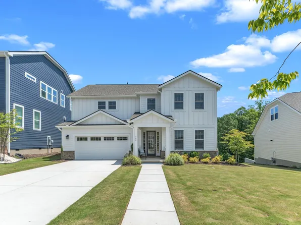 109 Crested Coral Dr, Holly Springs, NC 27540