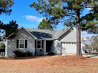 133 Pebble Hill Dr N, Tifton, GA 31793