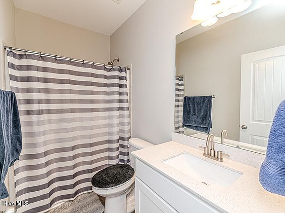 5th image of 125 Love Grove Church Road