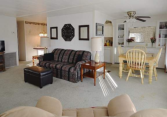 4th image of 13153 Lemon Ave