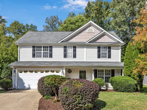 132 Trevor Ridge Dr, Holly Springs, NC 27540