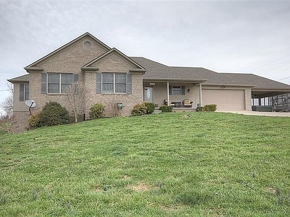 3rd image of 502 Ballard Rd