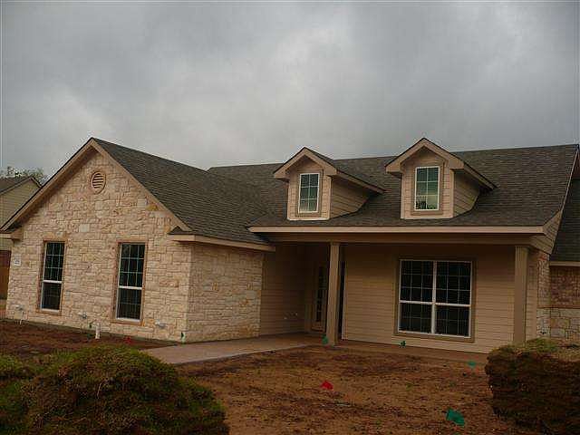 1st image of 154 Oak Meadow Trl