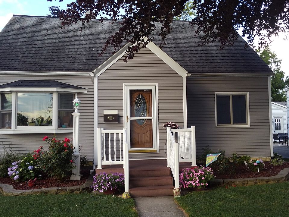 1st image of 1311 Rosewood Ave