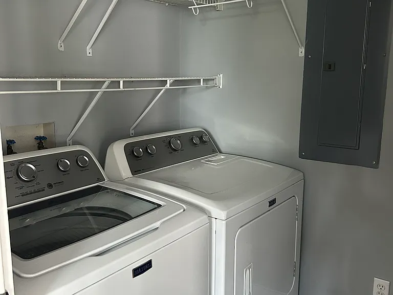 18 Pine Burr Rd E #18 — Photo 10