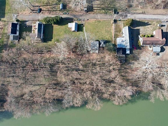 2nd image of 4621 Royal Ave