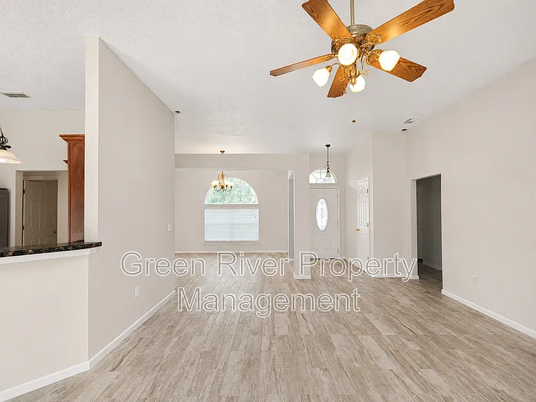 4371 Johns Cemetery Rd — Photo 6