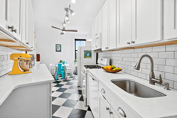 Sold by Douglas Elliman | media 7