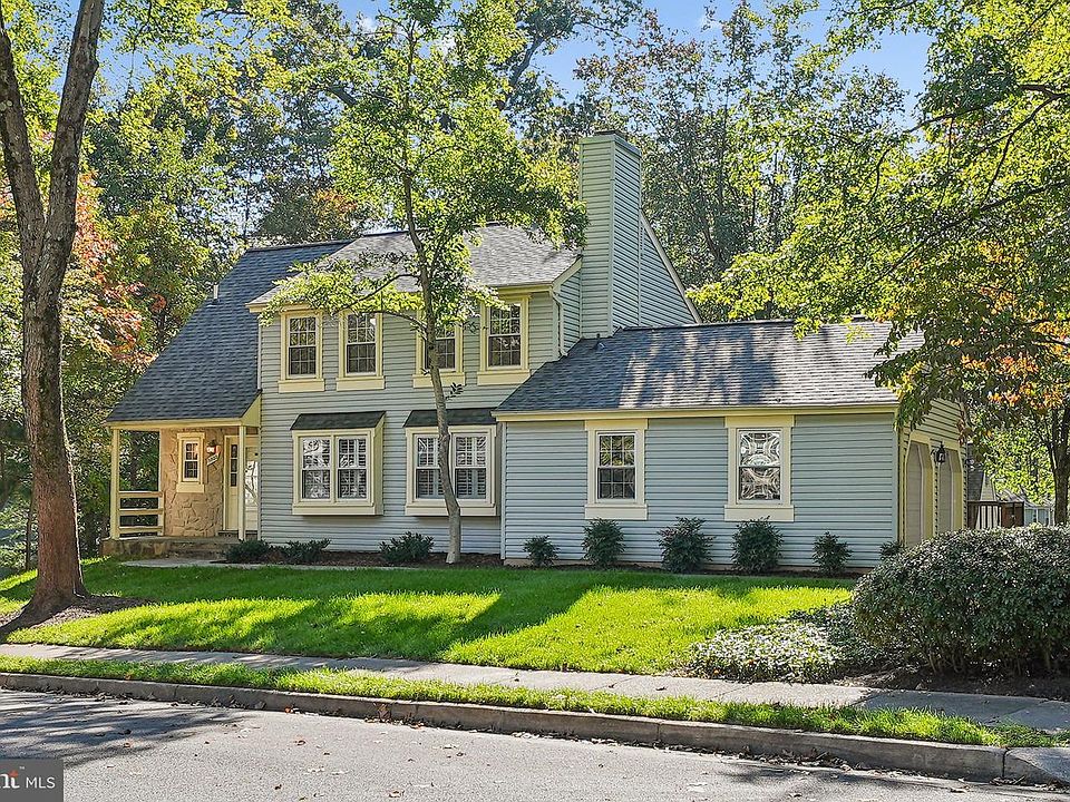 1st image of 5922 New England Woods Dr