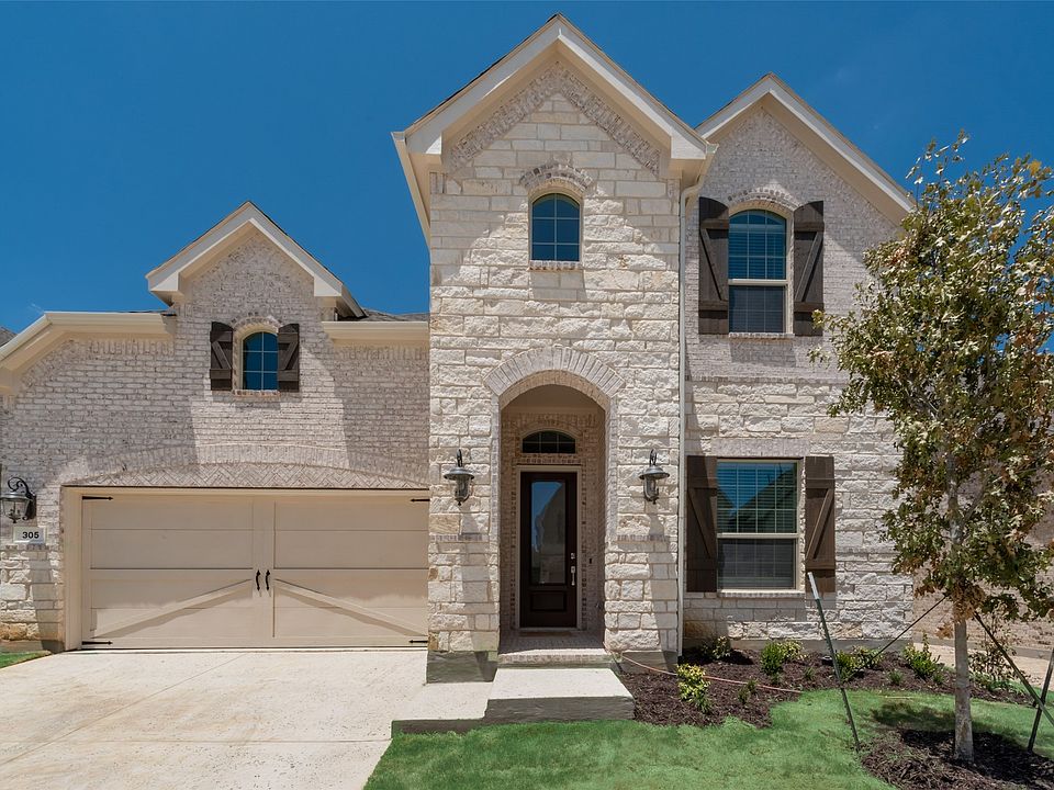 1st image of 300 Driftwood Ln