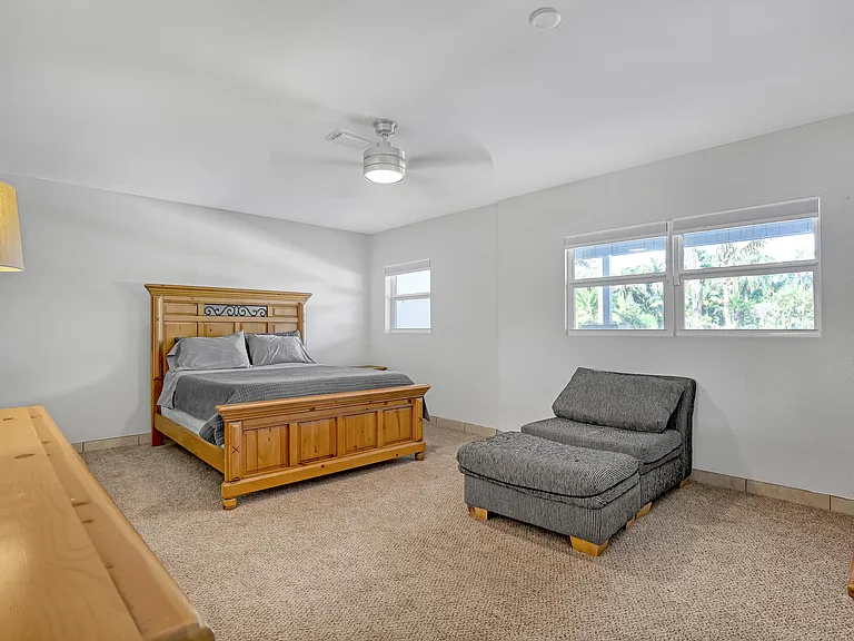 10780 Anderson Ln — Photo 62