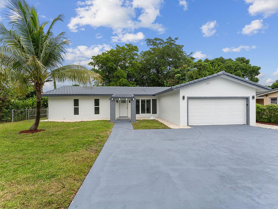 1st image of 11160 NW 36th Court
