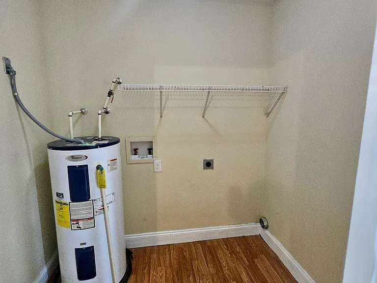 1757 Broadway St #2 — Photo 17