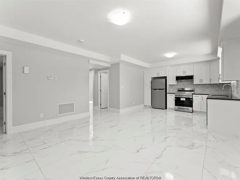 2280 Daytona Ave #C — Photo 1