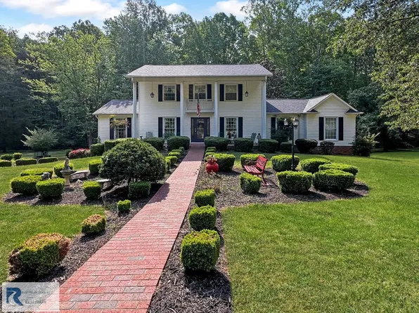 4095 Keswick Dr, Danville, VA 24540