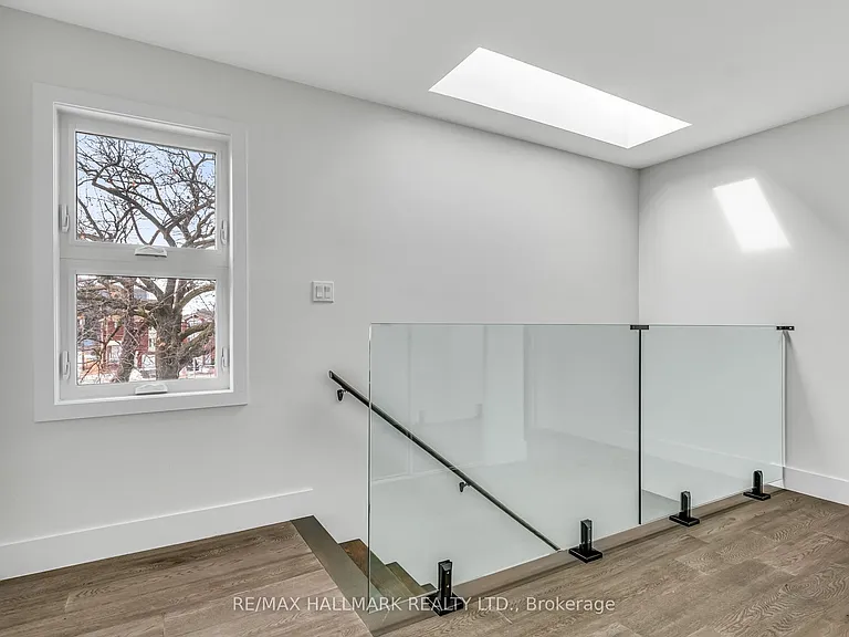 53 Buttonwood Ave — Photo 32