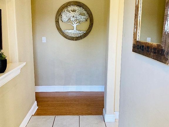2nd image of 501 Sherwood Dr