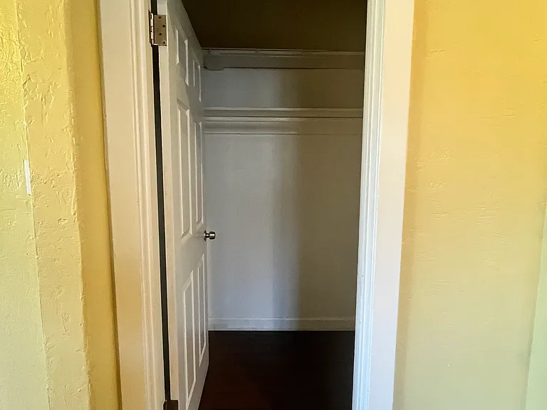 741 S 3rd St #5 — Photo 8