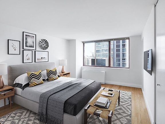 4th image of 260 W 52nd St APT 19D