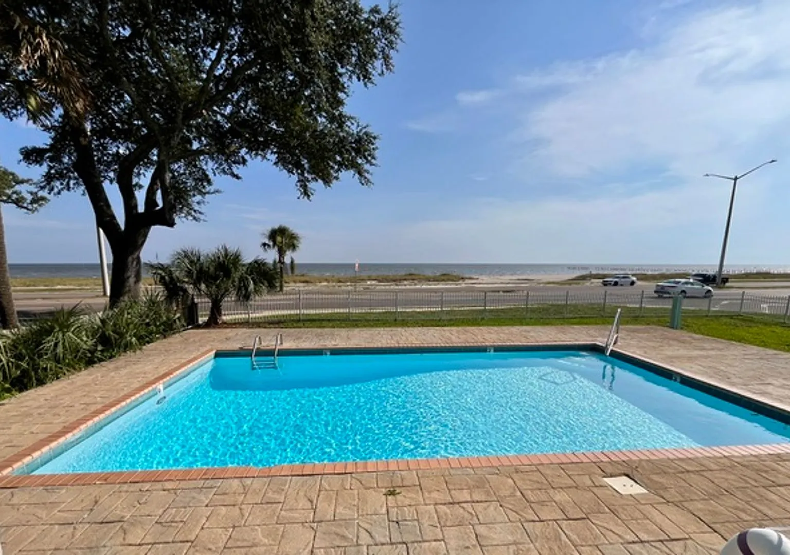 Biloxi 3 Bedroom — Photo 4