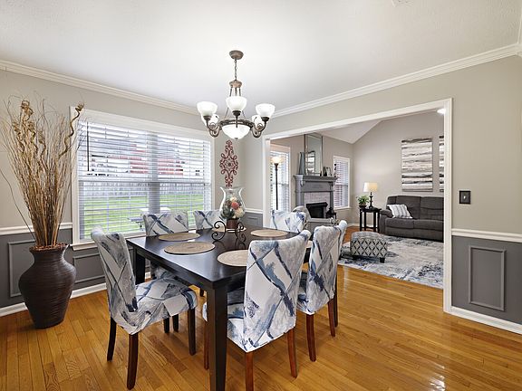 3rd image of 4013 Claude Dr