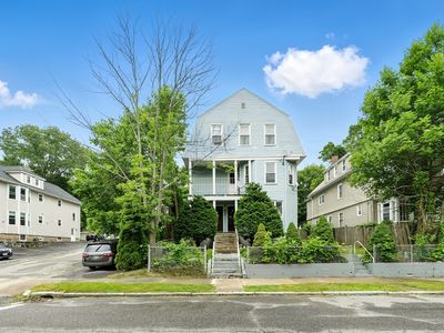 10 Holland Rd, Worcester, MA, 01603