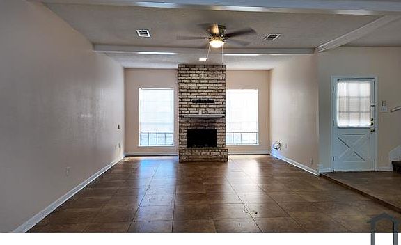 3rd image of 4708 Cashel Cir APT B