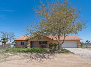 9275 Sonora Rd, Phelan, CA 92371