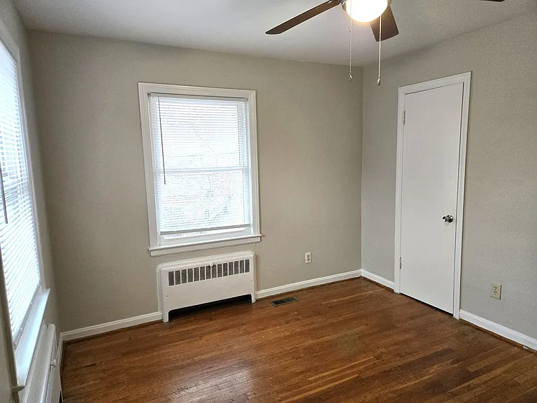 401 Springhill Dr — Photo 10