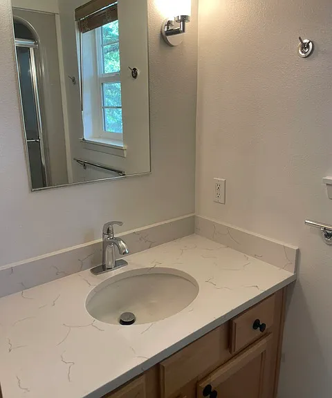 2709 Hallmark Ln — Photo 16