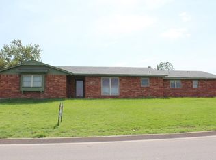 202 SW Crystal Hills Dr, Lawton, OK 73505