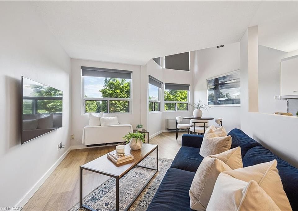 1st image of 20 Ellen St E #408