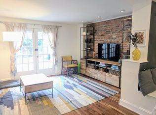 2528 Naudain St, Philadelphia, PA 19146