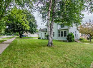 1003 Lawe St, Kaukauna, WI 54130